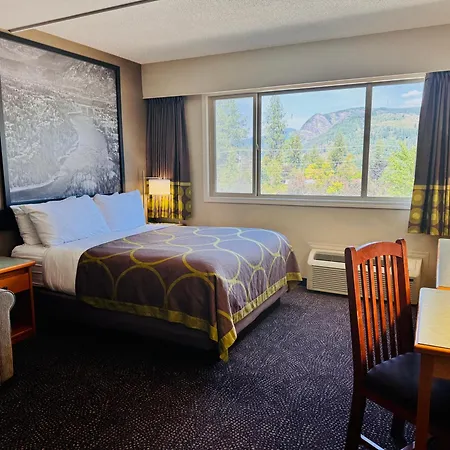 Super 8 By Wyndham Castlegar Bc-2