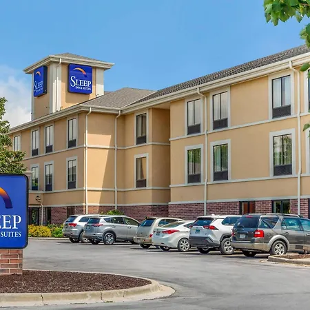 Sleep Inn & Suites Milwaukee Airport-3