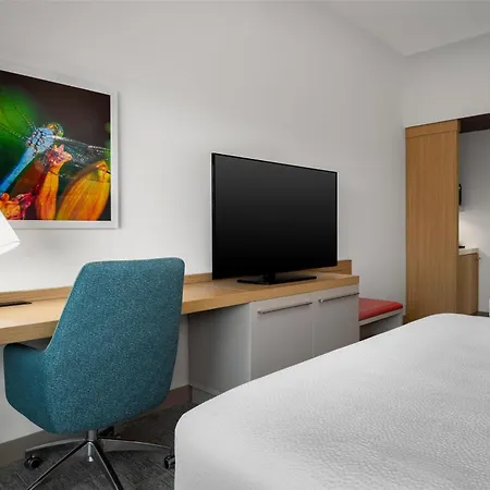 Hilton Garden Inn Millenia Near Universal Orlando Resort-2