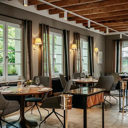Relais&Châteaux Hotel Diepeschrather Mühle-2