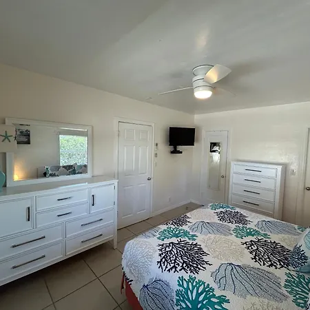 Bahama Beach Club Pompano - Fort Lauderdale - Charming And Cozy Studios & Apartments Close To Beach With Heated Pool-3