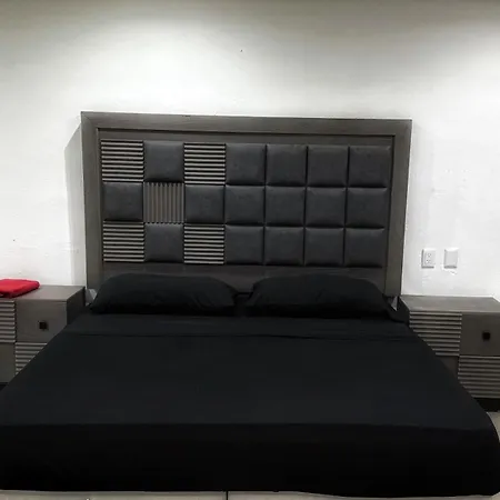 Motel Love-3