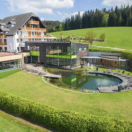 Hotel Schwarz Alm Zwettl-2