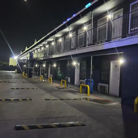 Motel 9-2