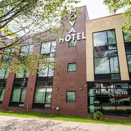 Nova Hotel Bronx-3