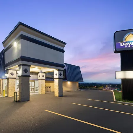 Days Inn By Wyndham Harrisonburg-3