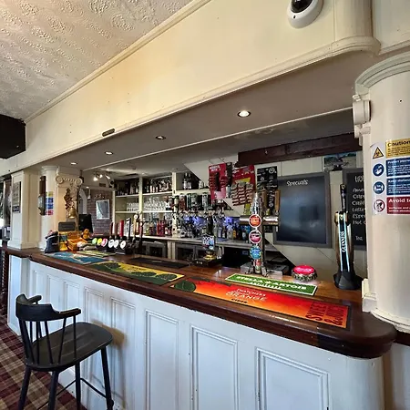 Halfway House Inn Country Lodge-2