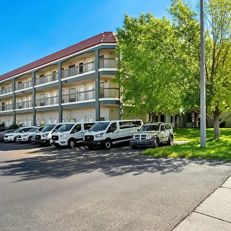 Quality Inn & Suites Sunport Airport Albuquerque-2