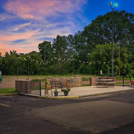 Baymont By Wyndham La Crosse/Onalaska-2