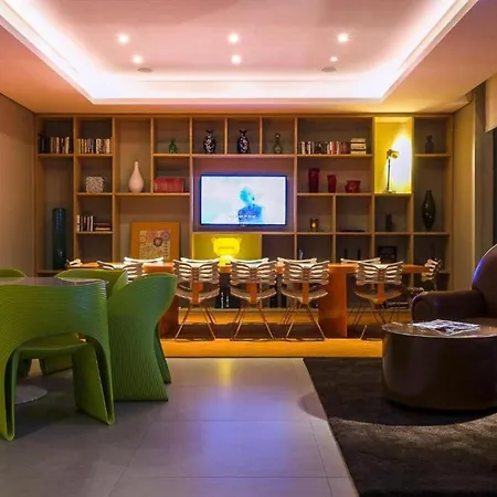 Dmax Hotel-2