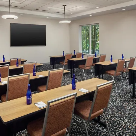 Hampton Inn Nashua-3