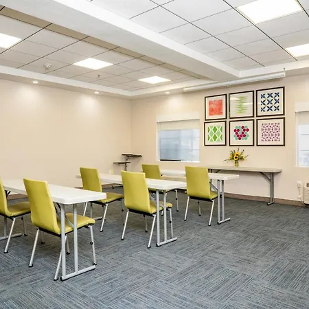 Holiday Inn Express Hotel & Suites Hesperia By Ihg-2