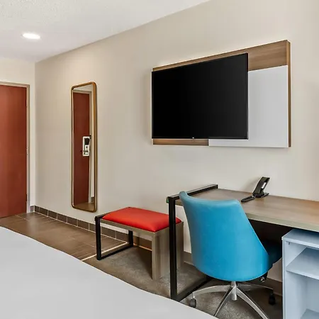 Comfort Inn Emporia-2