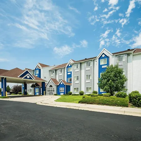 Microtel Inn & Suites Cheyenne-3