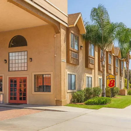Super 8 By Wyndham Bakersfield South Ca-3