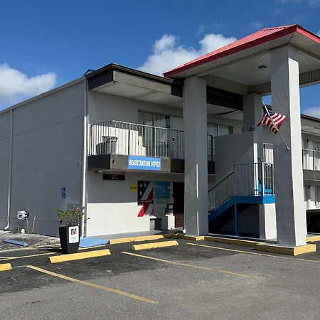 Motel 6 Englewood, Fl-3