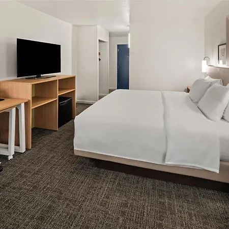 Spark By Hilton Waldorf-2