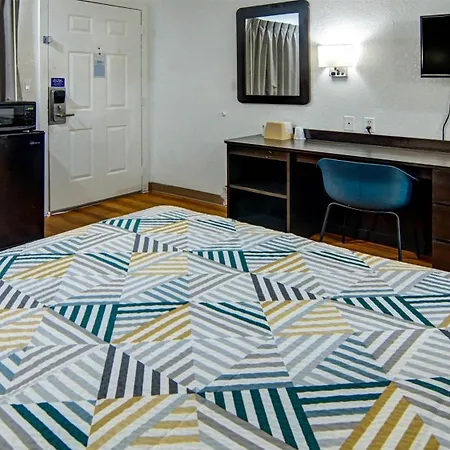 Motel 6-Longview, Tx-3