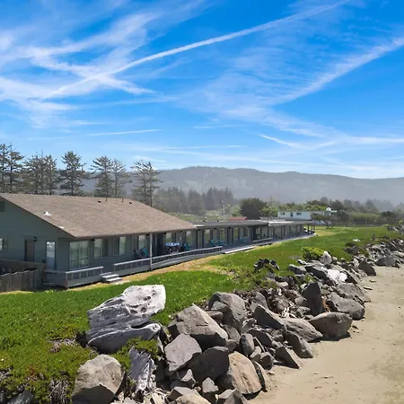 Crescent Beach Motel-3