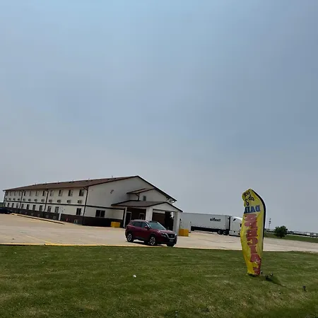 Super 8 By Wyndham Mendota I-39-2