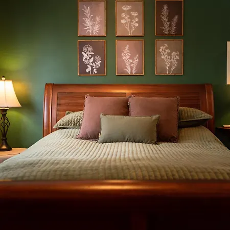 Blue Mountain Bed And Breakfast-2