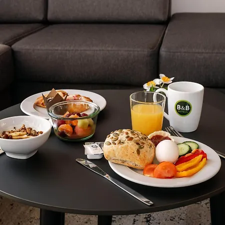 B&B Hotel Berlin-Dreilinden-2