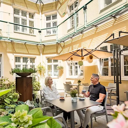 Hotel Josefshof Am Rathaus-2