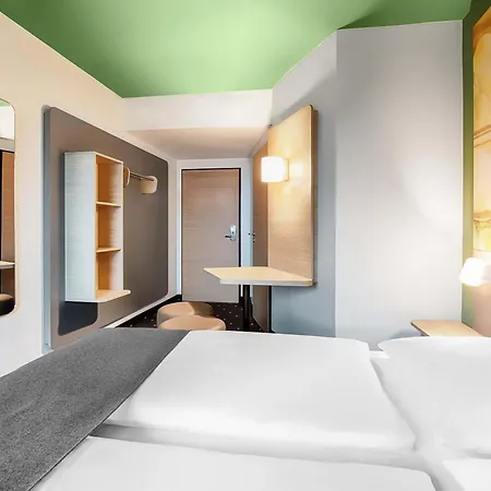 B&B Hotel Baden Airpark-3