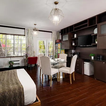 Tradewinds Apartment Hotel Miami Beach-2