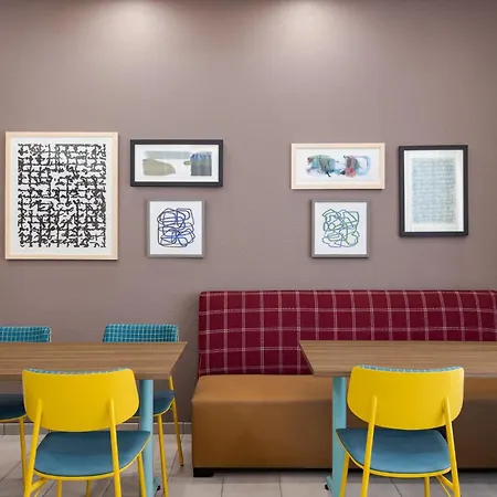 Garner Hotel Boise Airport By Ihg-3
