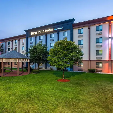 Days Inn And Suites By Wyndham Hammond, In-3