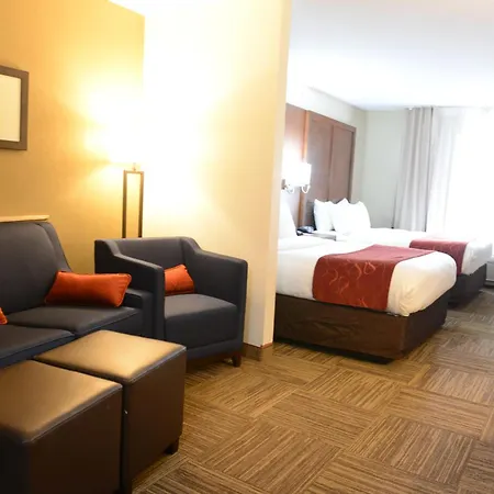 Comfort Suites Urbana Champaign, University Area-3