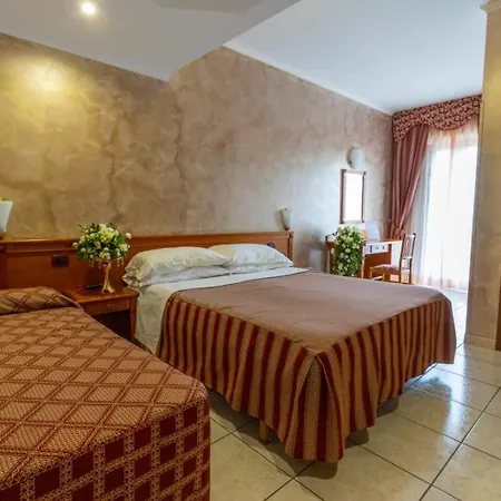 Hotel La Grotte-3