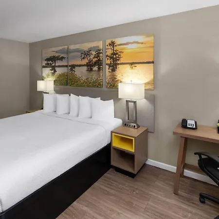 Days Inn By Wyndham Mountain Home-3