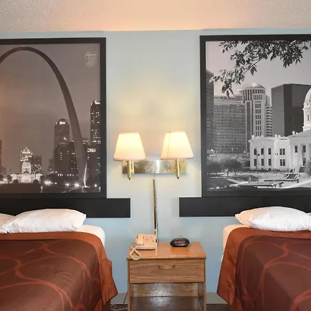 Super 8 By Wyndham Carthage-3