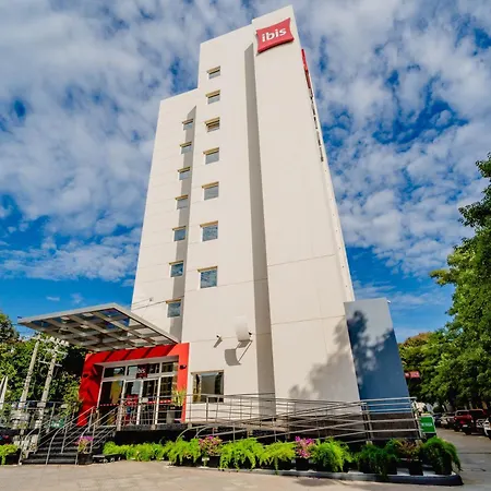 Ibis Asuncion-3