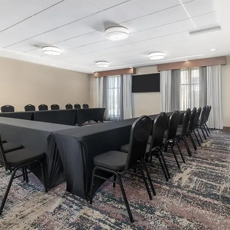 Homewood Suites By Hilton Wauwatosa Milwaukee-3