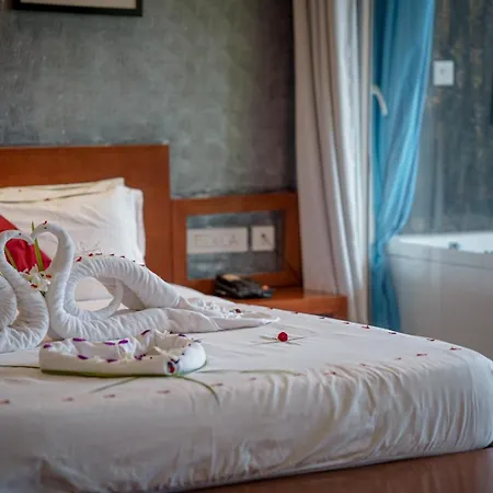 Kuruva Island Resort And Spa - By Kabini Breeze-2