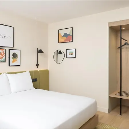 Hampton By Hilton Paris Charles De Gaulle Airport-2