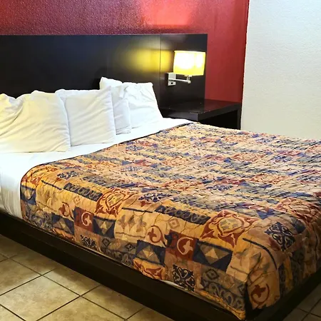 River Valley Inn And Suites-2