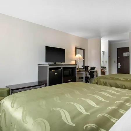 Quality Inn Russell-2