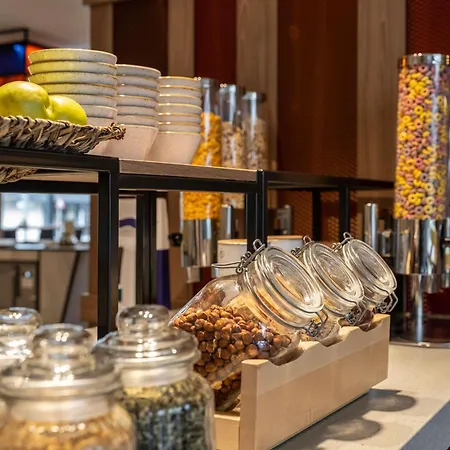 Novotel Suites Wien City Donau-2