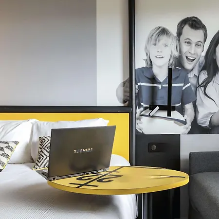 Ibis Styles Clermont-Ferrand République-3