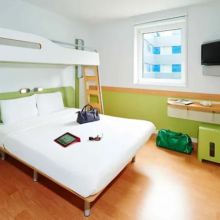 Ibis Budget Pontivy-3