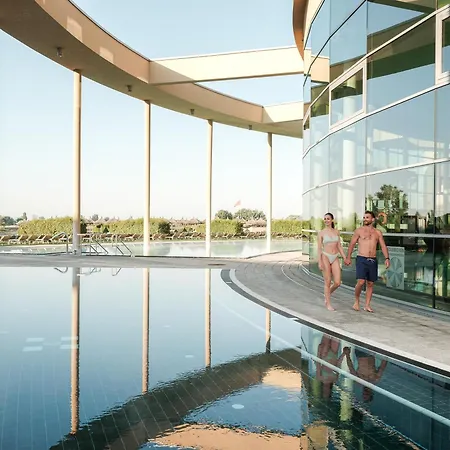 St. Martins Therme & Lodge-3