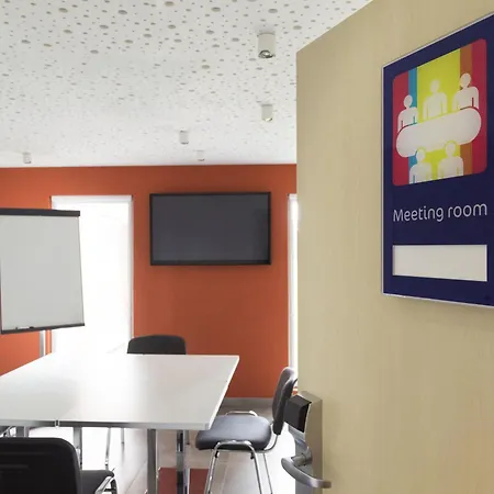 ibis Styles Nivelles-3