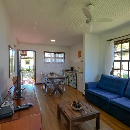 Residencial Cabanas da Praia Mole-2