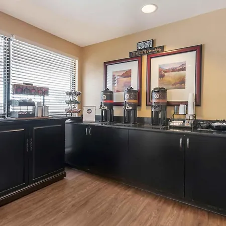 Extended Stay America Suites - Philadelphia - Plymouth Meeting - East-3