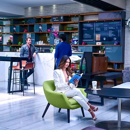 Krystal Grand Suites Insurgentes-3