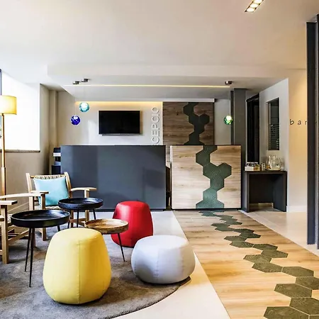 Ibis Styles Barcelona Centre-3